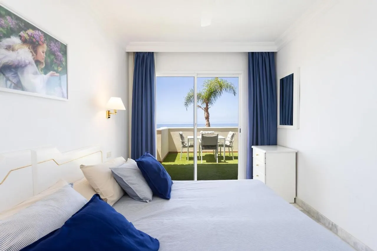 Eden Rentals Hermosas Vistas Al Oceano Y Los Acantilados 阿坎提拉德洛斯基 0*,  西班牙