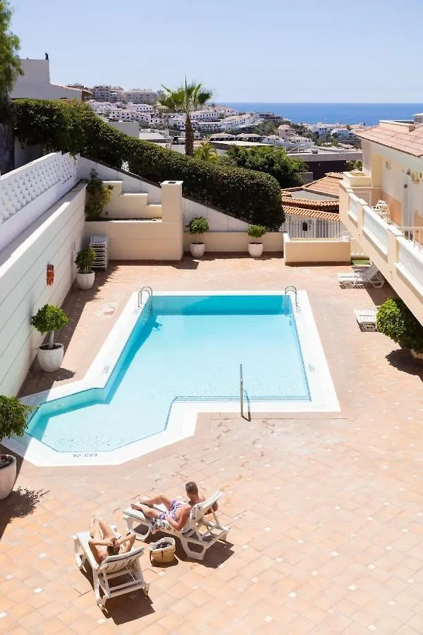Eden Rentals Hermosas Vistas Al Oceano Y Los Acantilados 阿坎提拉德洛斯基 0*,  西班牙